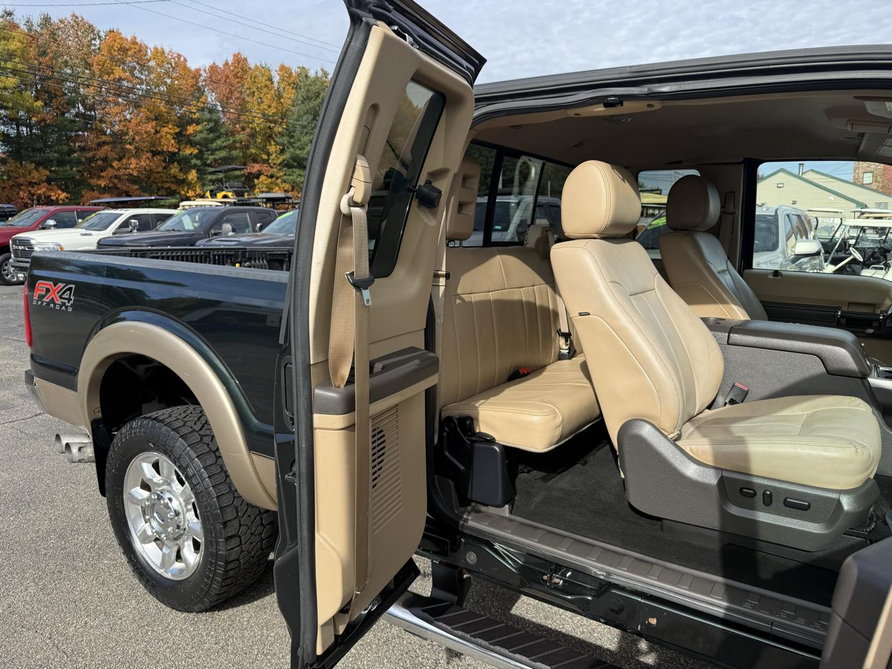 Ford Super Duty F-350 SRW  2014