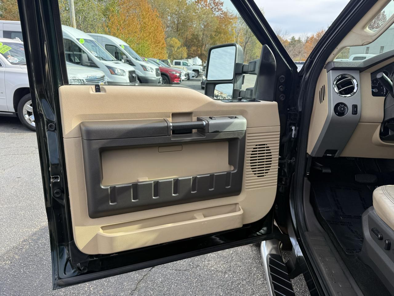 Ford Super Duty F-350 SRW  2014