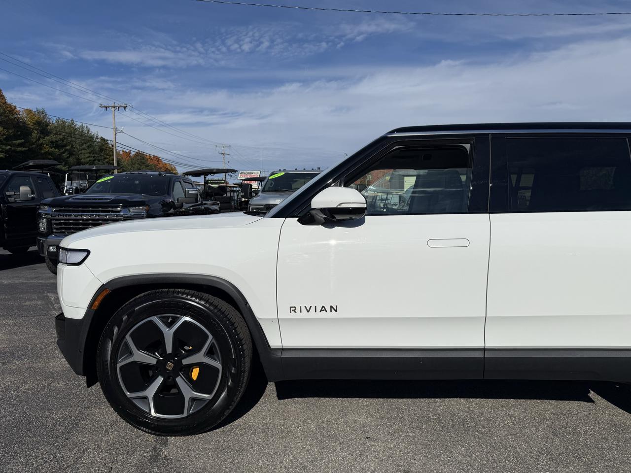 Rivian R1S Adventure Quad-Motor Large Pack 2023