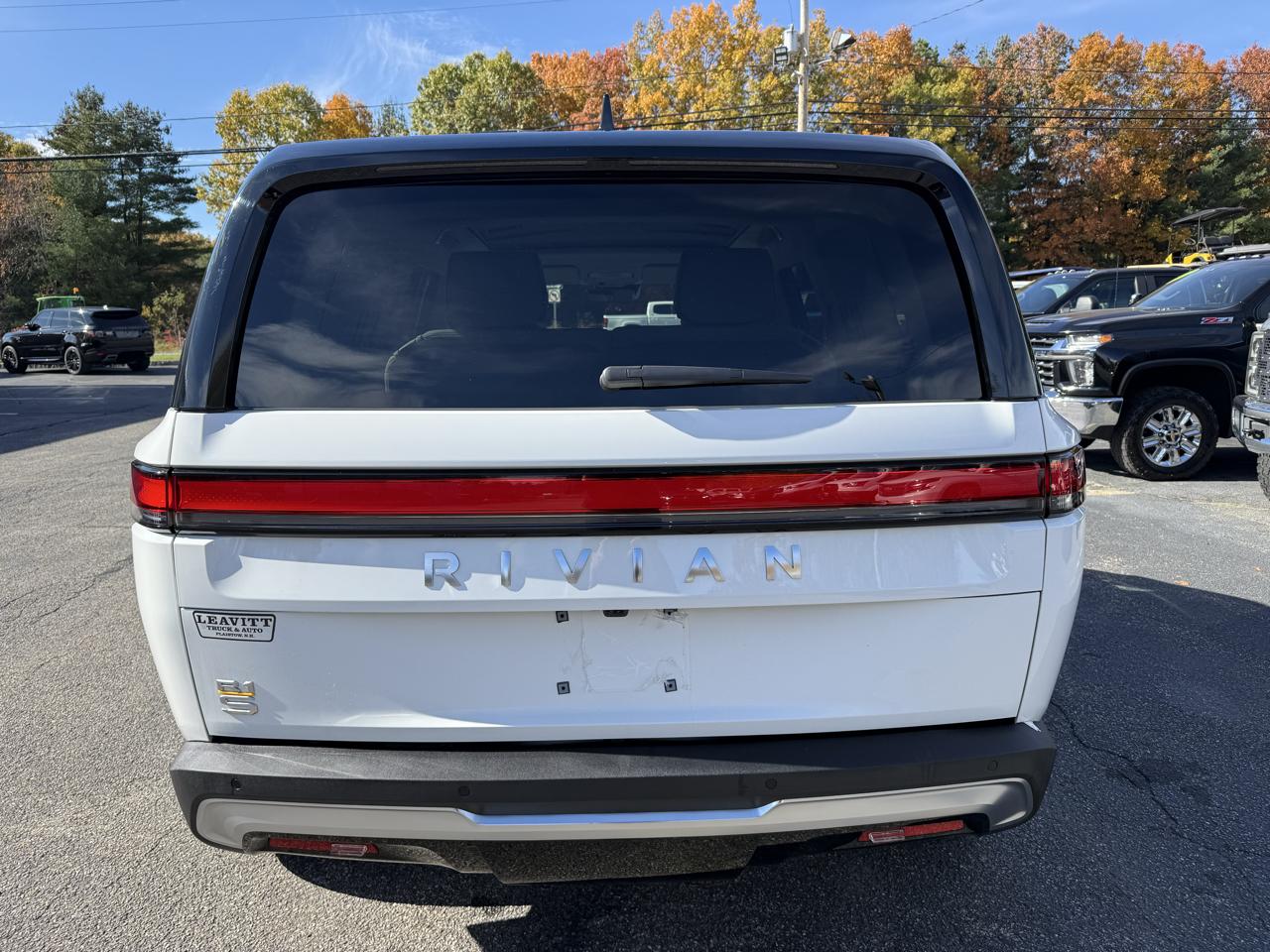 Rivian R1S Adventure Quad-Motor Large Pack 2023