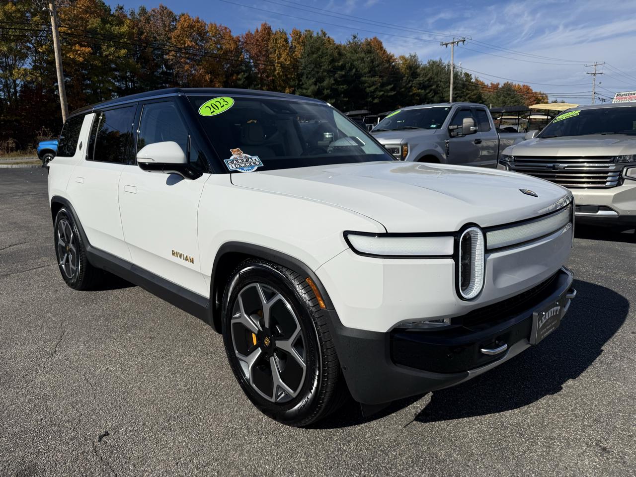 Rivian R1S Adventure Quad-Motor Large Pack 2023