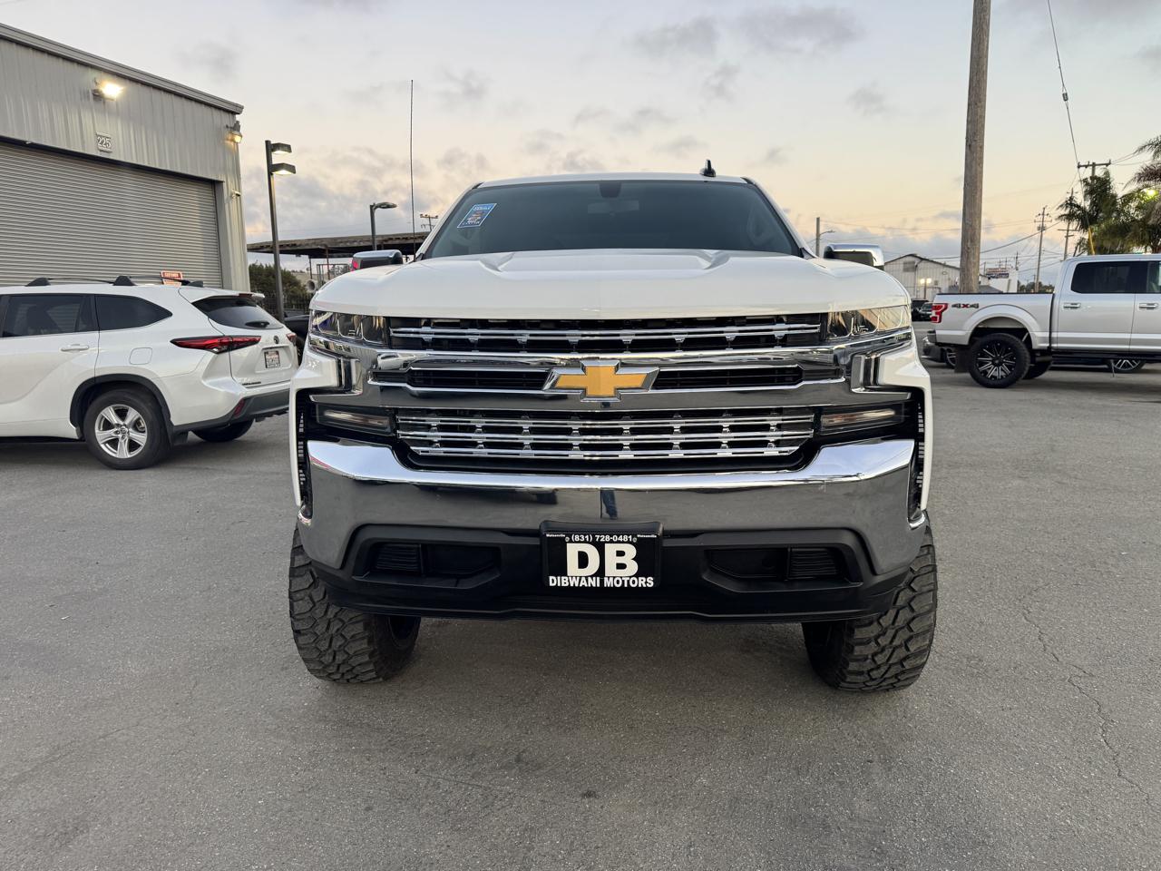 Chevrolet Silverado 1500 2WD Crew Cab 147" LT 2021