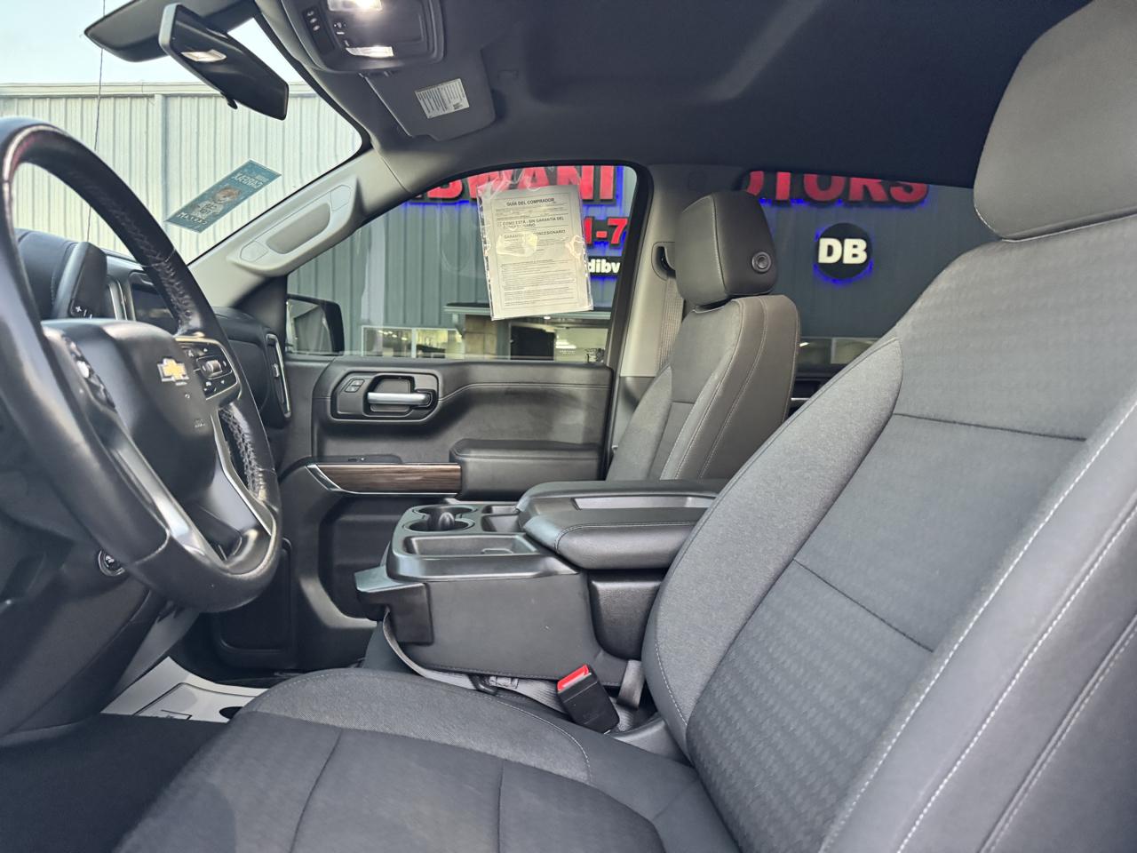 Chevrolet Silverado 1500 2WD Crew Cab 147" LT 2021