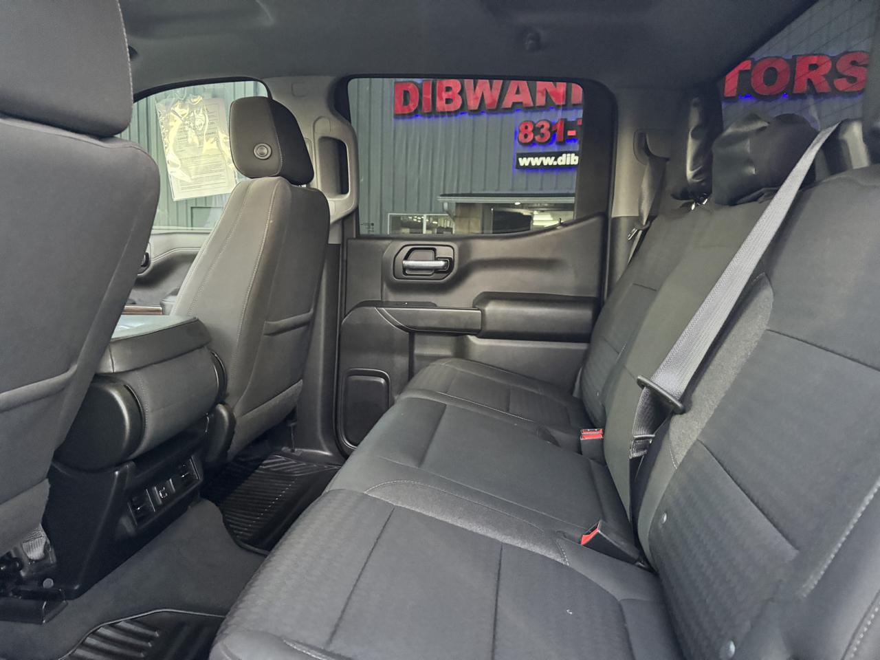 Chevrolet Silverado 1500 2WD Crew Cab 147" LT 2021