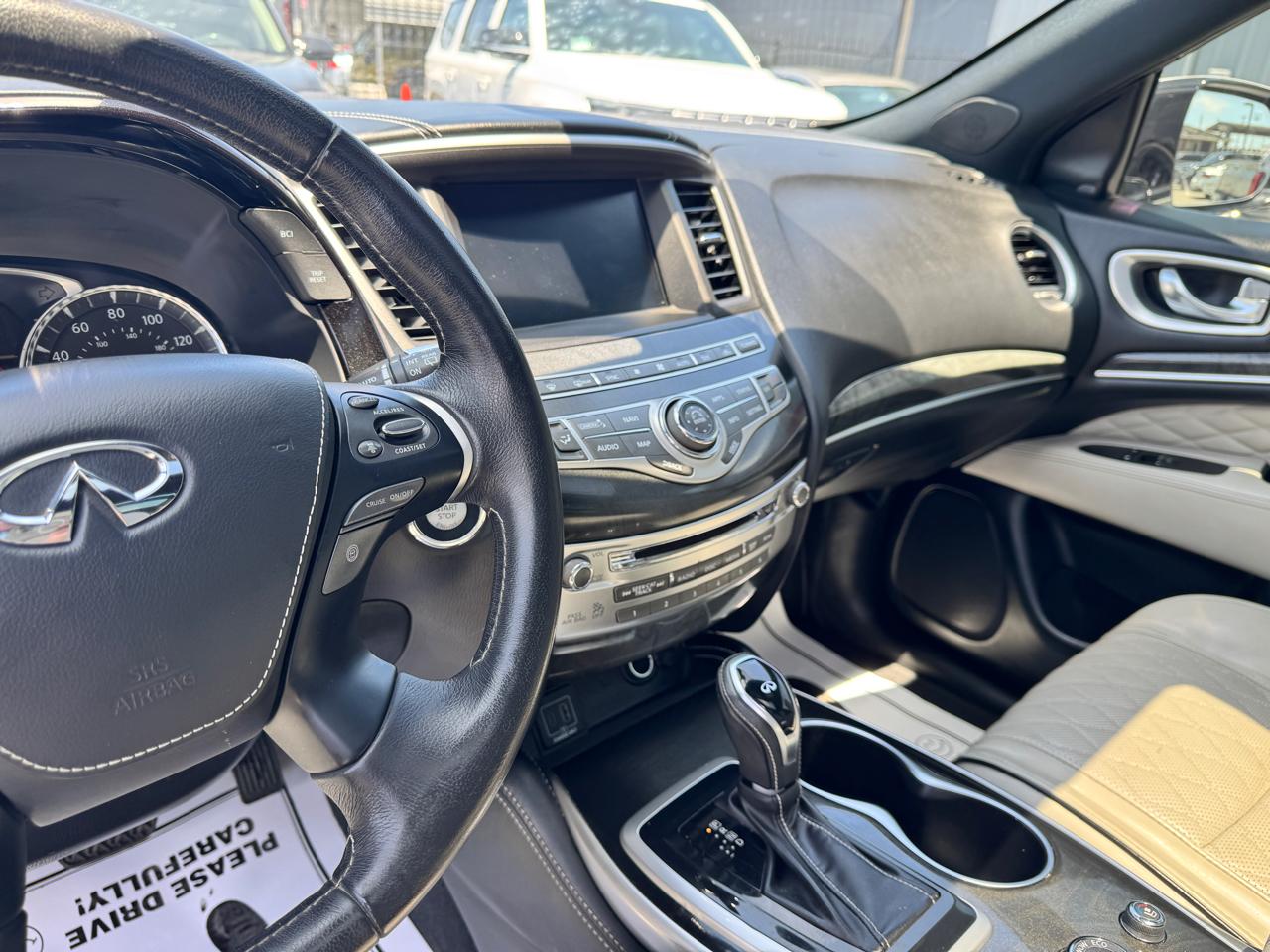 Infiniti QX60 2019.5 LUXE AWD 2019