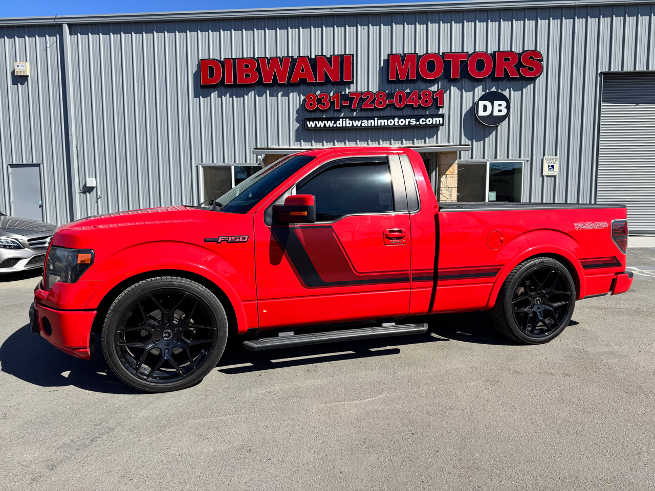2014 Ford F-150 2WD Reg Cab 126" FX2 Tremor