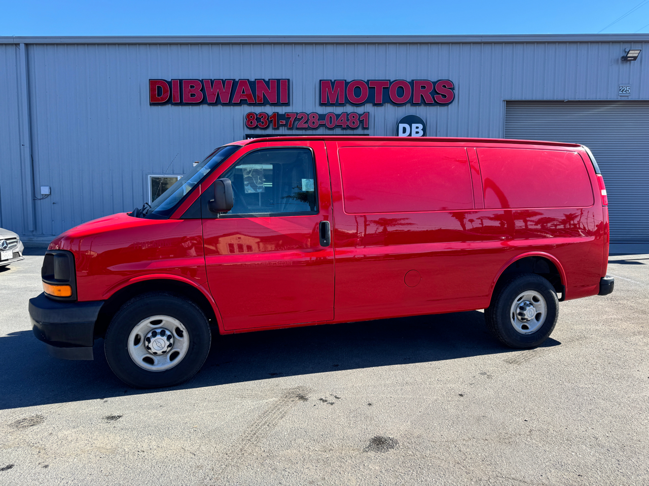 2017 Chevrolet Express Cargo Van RWD 2500 135"