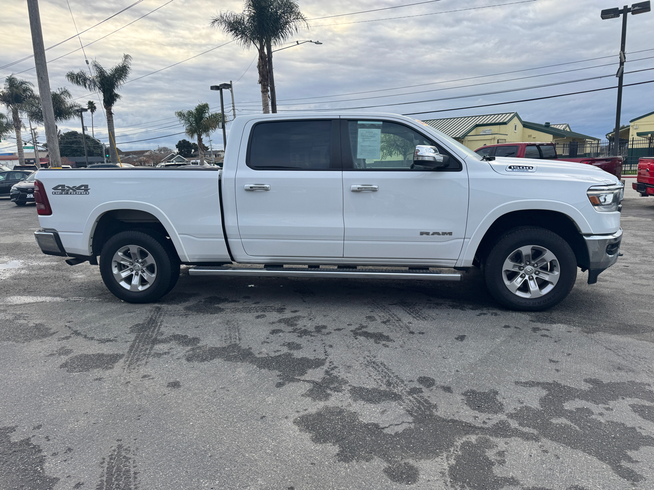 RAM 1500 Laramie 4x4 Crew Cab 6'4" Box 2022