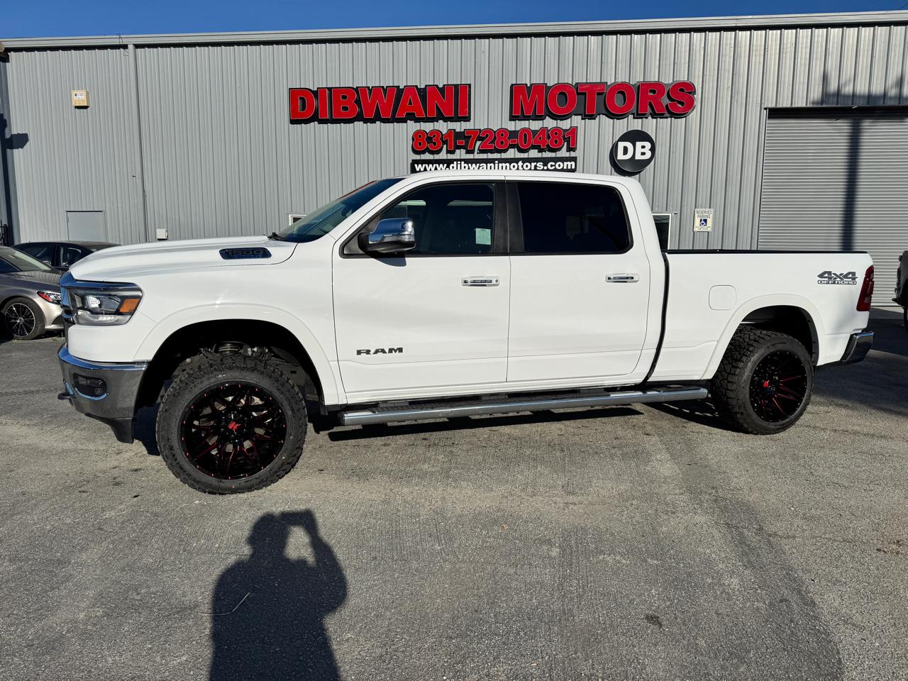 RAM 1500 Laramie 4x4 Crew Cab 6'4" Box 2022