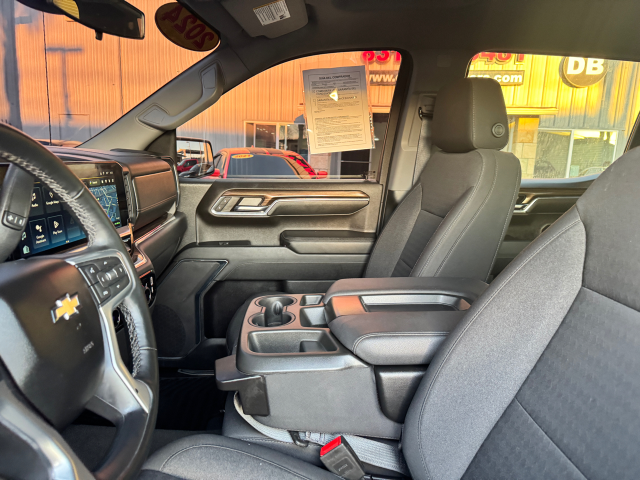 Chevrolet Silverado 1500 2WD Crew Cab 147" LT 2024