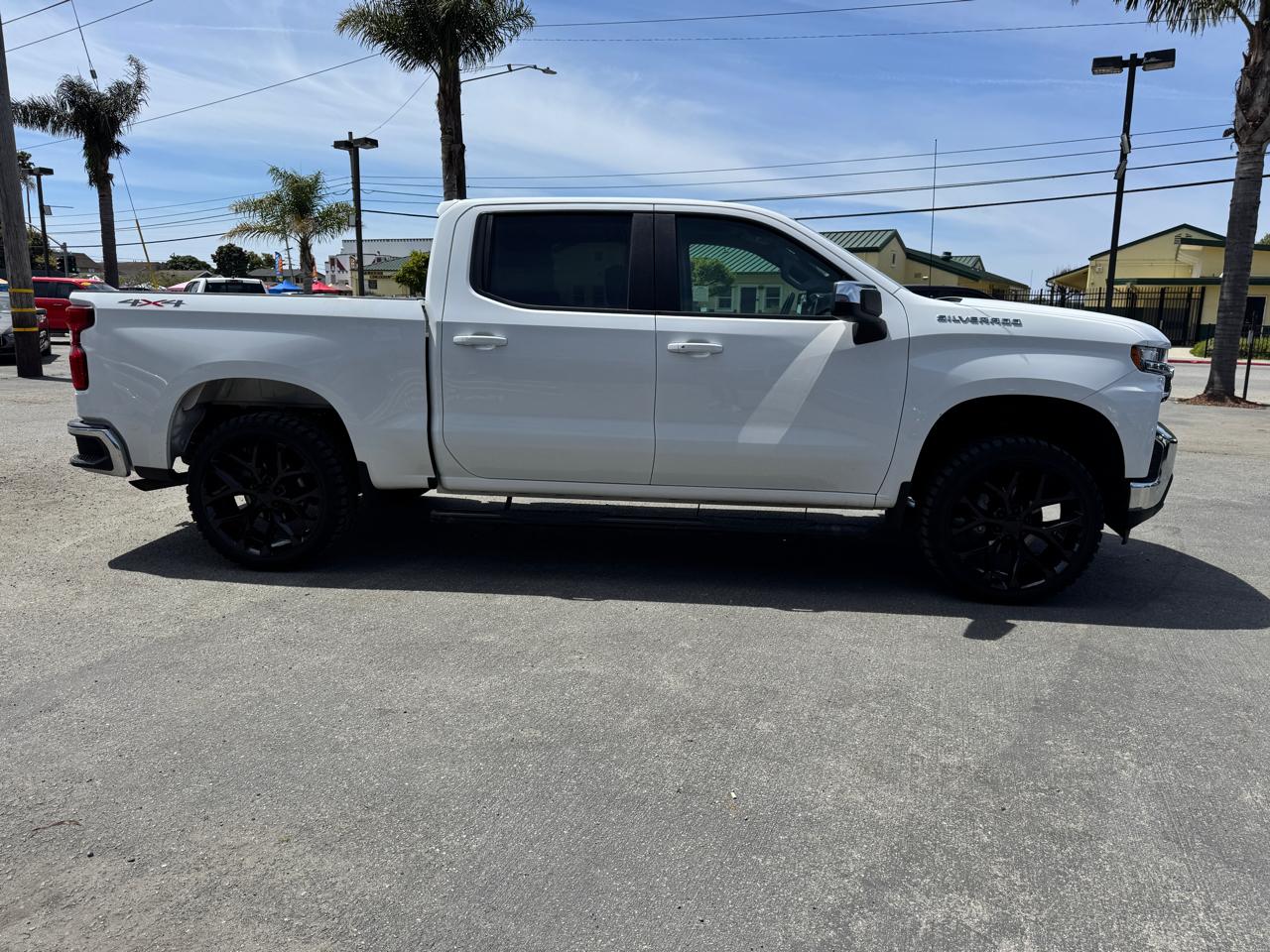 Chevrolet Silverado 1500 4WD Crew Cab 147" LT w/1LT 2021
