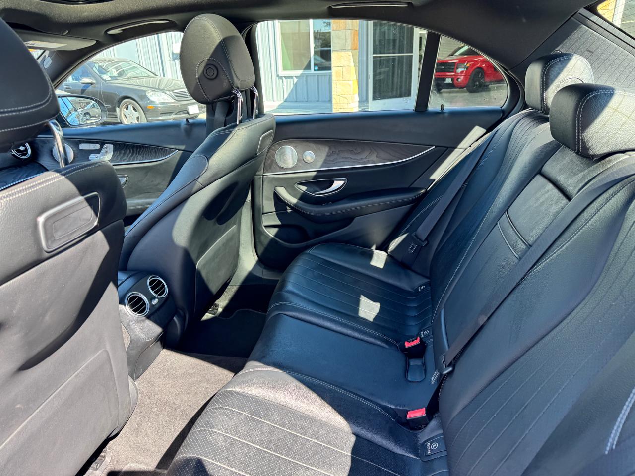 Mercedes-Benz E-Class E 300 4MATIC Sedan 2019