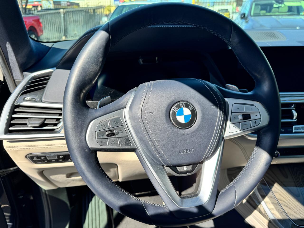 BMW X7 xDrive50i Sports Activity Vehicle 2019