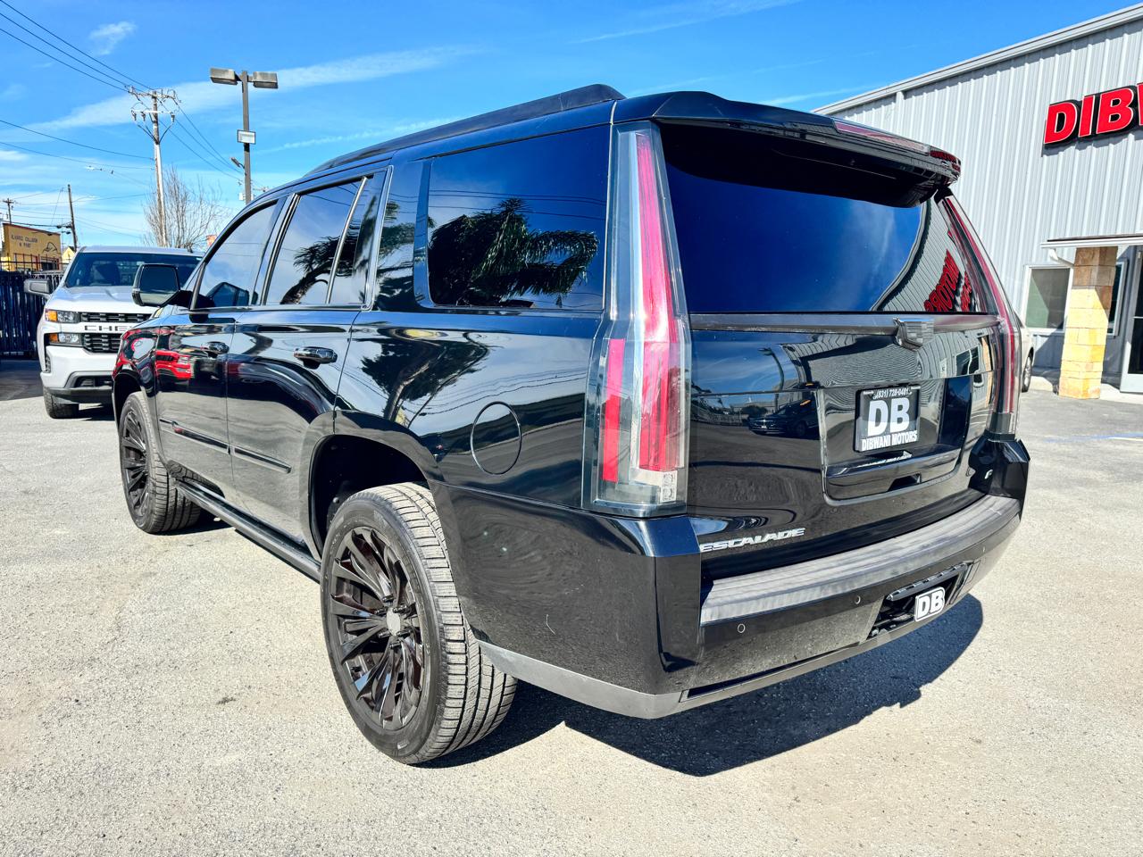 Cadillac Escalade 2WD 4dr Platinum 2015