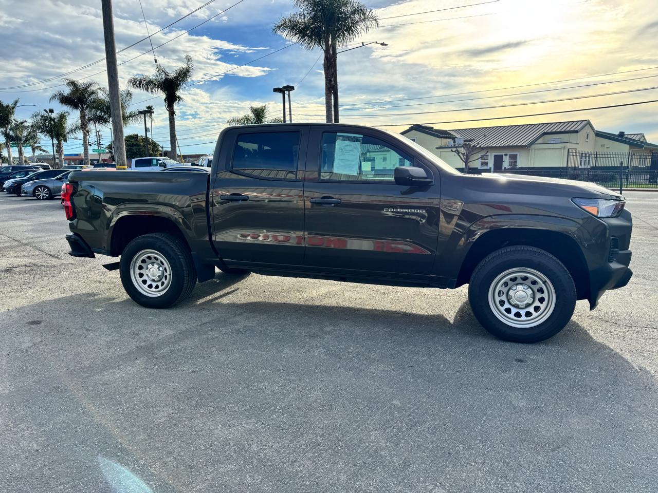 Chevrolet Colorado 2WD Crew Cab WT 2023