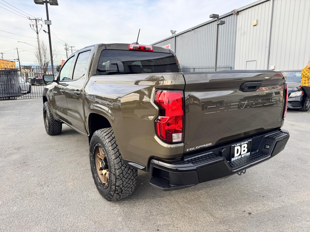 Chevrolet Colorado 2WD Crew Cab WT 2023