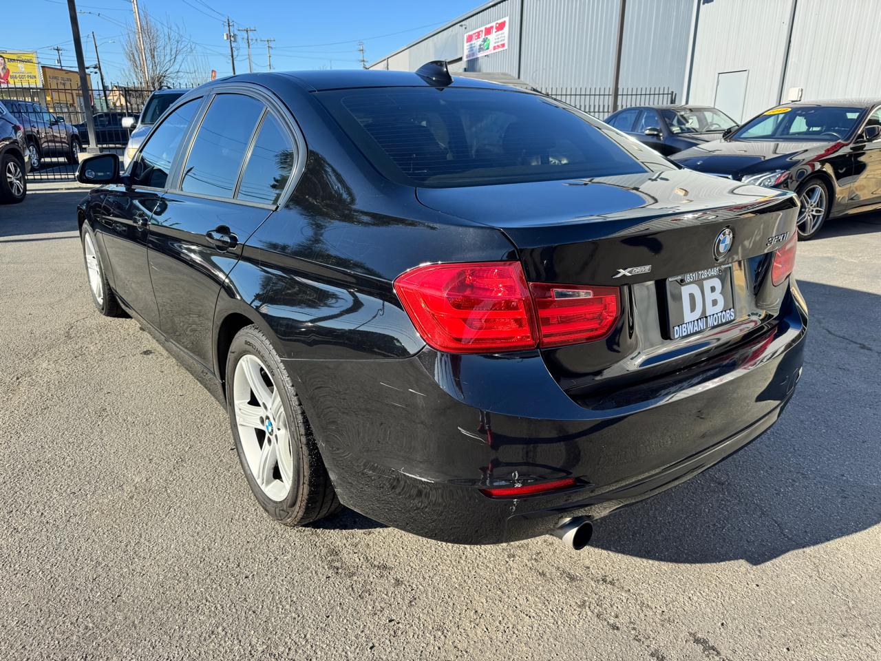 BMW 3 Series 4dr Sdn 320i xDrive AWD 2013