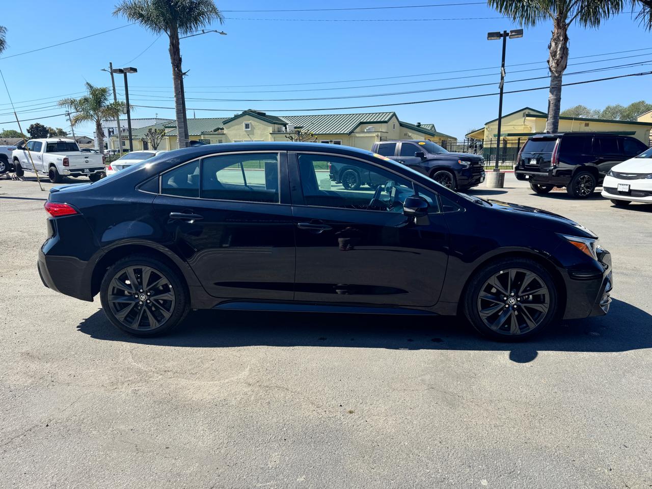 Toyota Corolla SE CVT (Natl) 2025