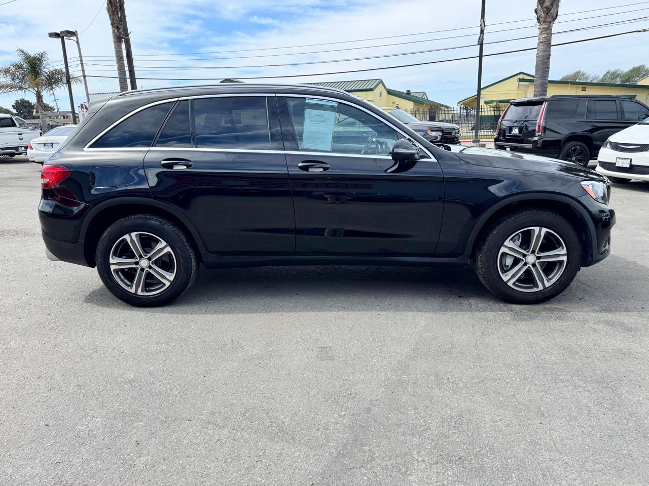 Mercedes-Benz GLC GLC 300 SUV 2017