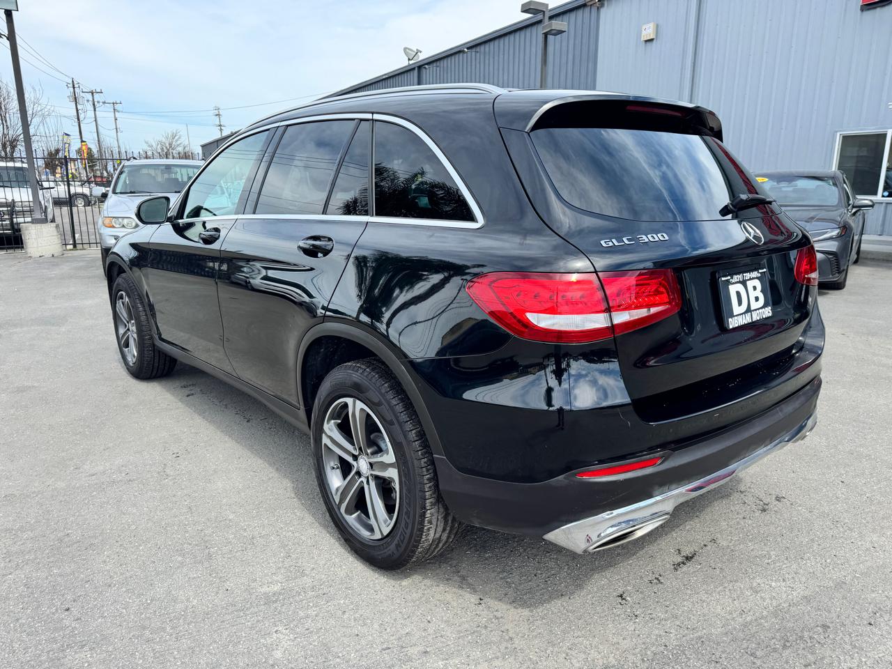 Mercedes-Benz GLC GLC 300 SUV 2017