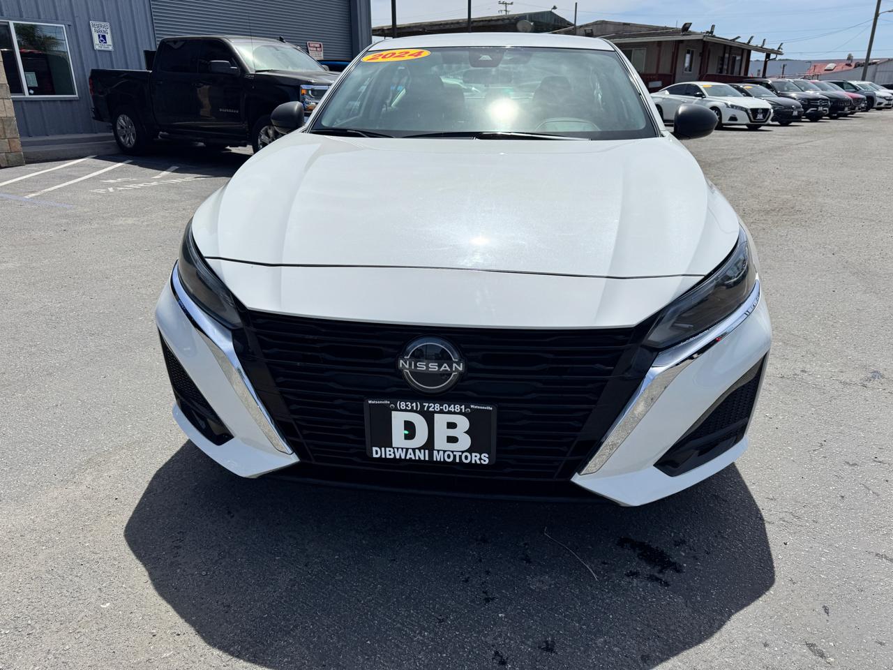 Nissan Altima 2.5 SV Sedan 2024