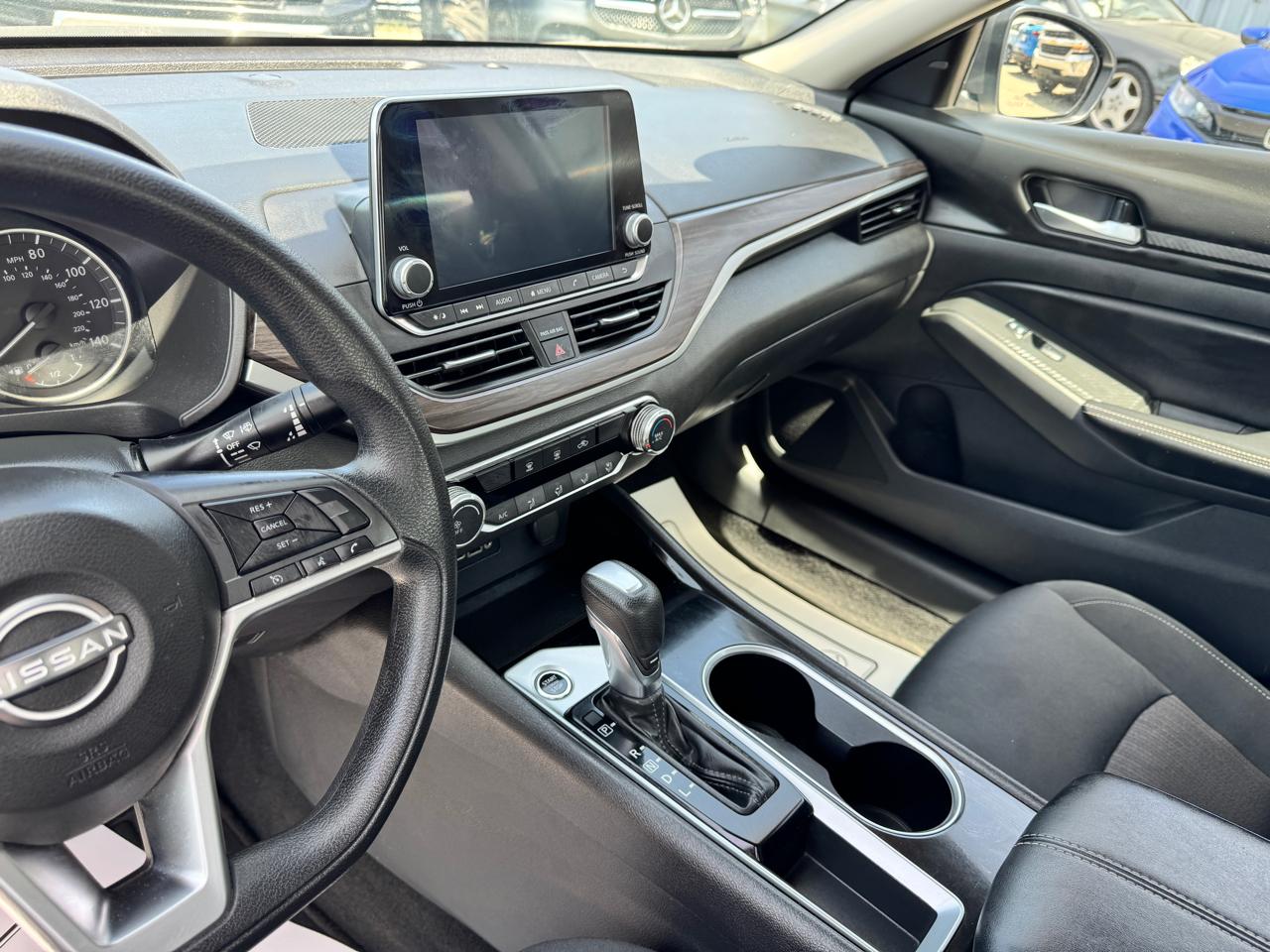 Nissan Altima 2.5 SV Sedan 2024