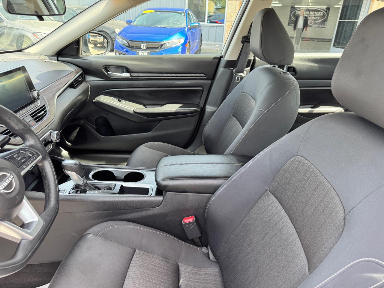 Nissan Altima 2.5 SV Sedan 2024