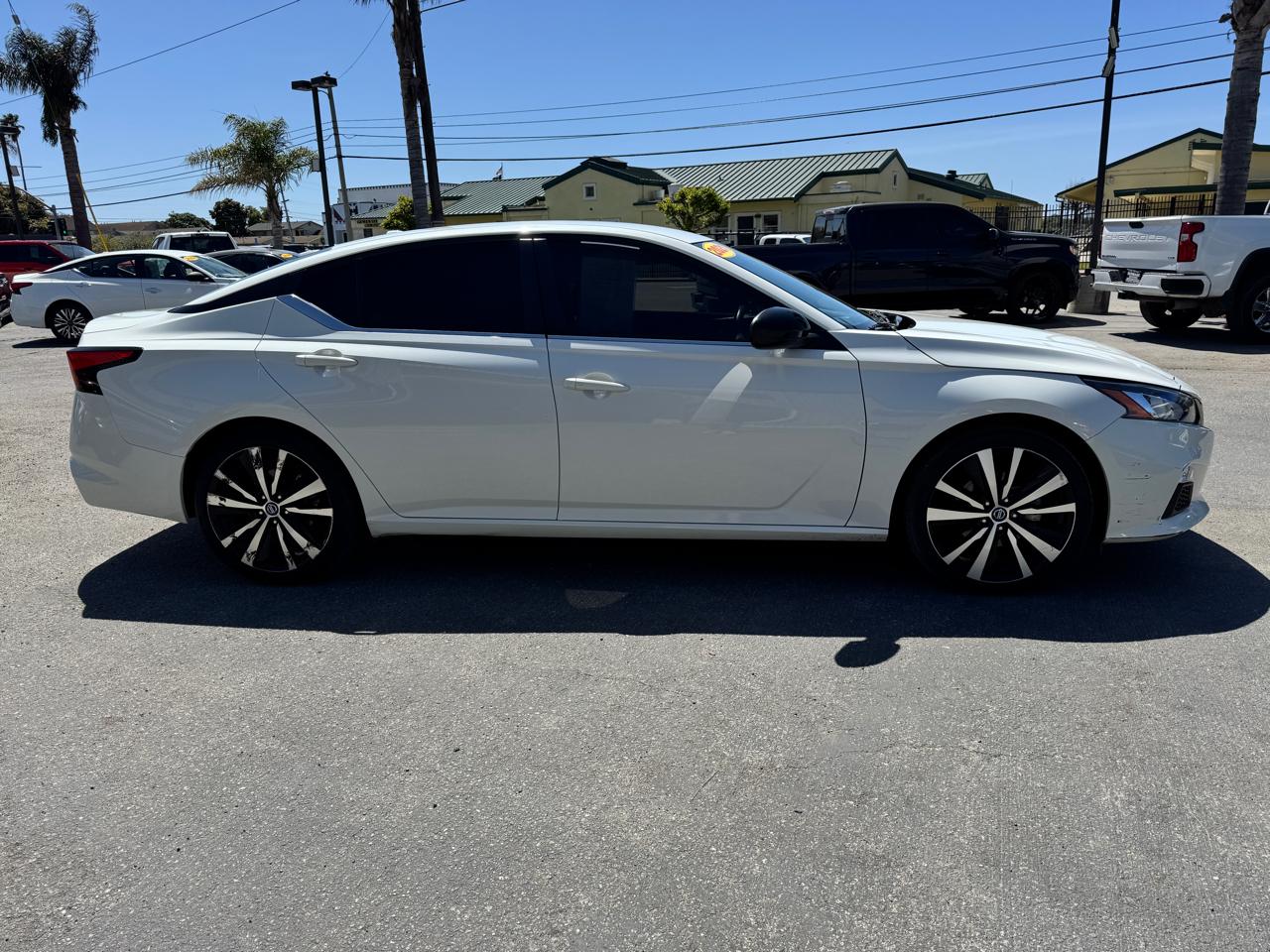 Nissan Altima 2.5 SR Sedan 2021