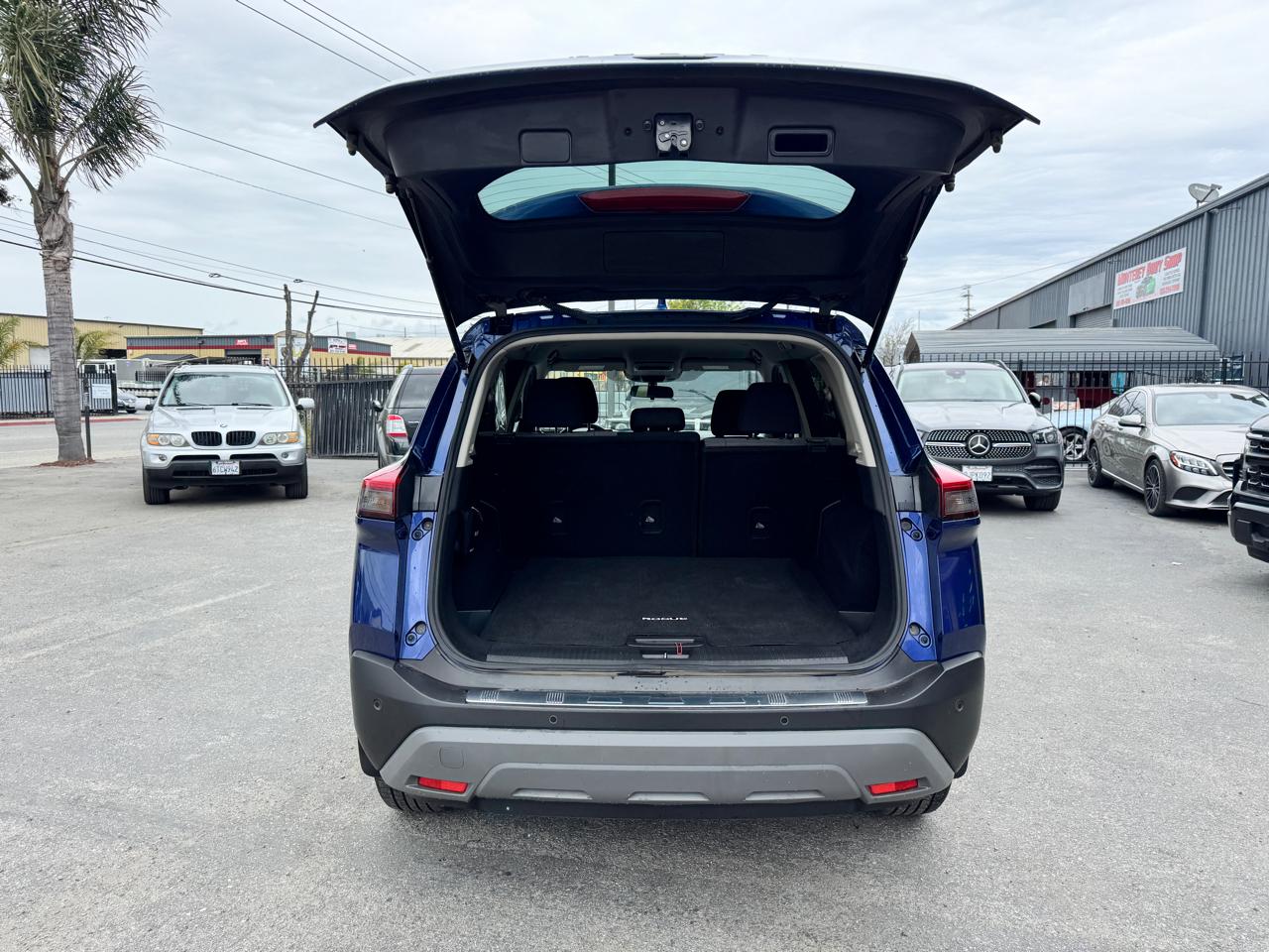 Nissan Rogue AWD SV 2023