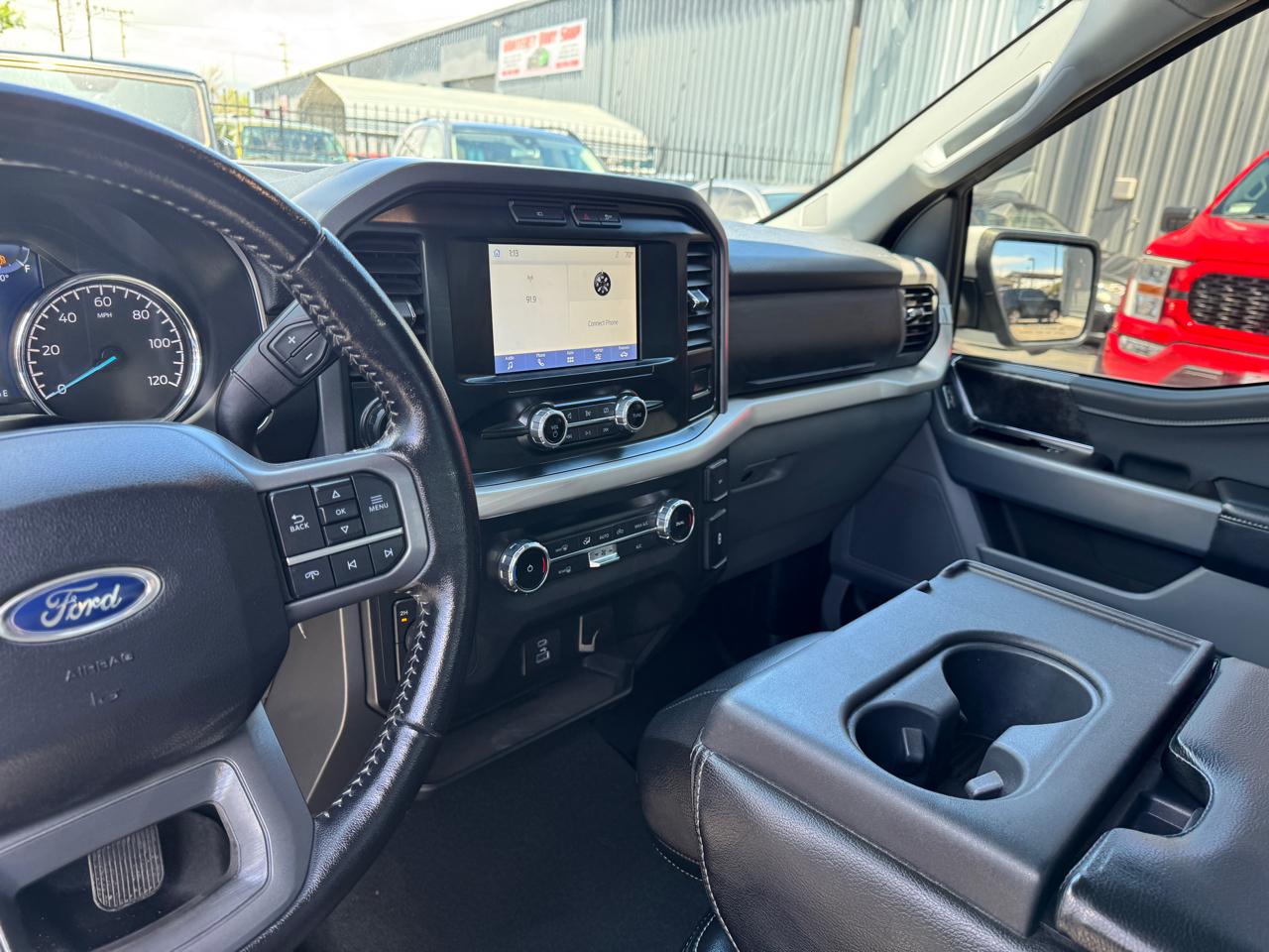 Ford F-150 XLT 4WD Reg Cab 8' Box 2022