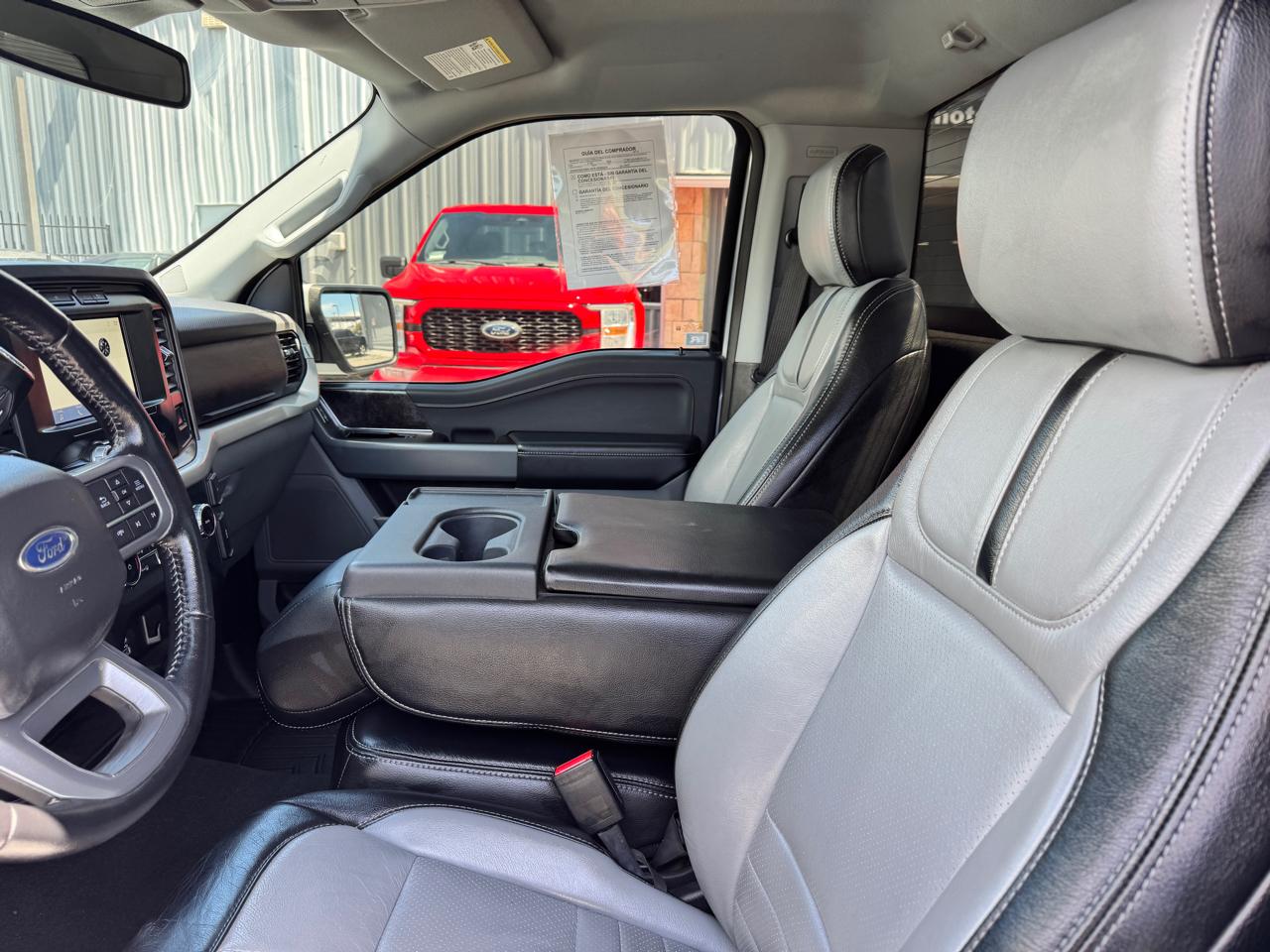 Ford F-150 XLT 4WD Reg Cab 8' Box 2022