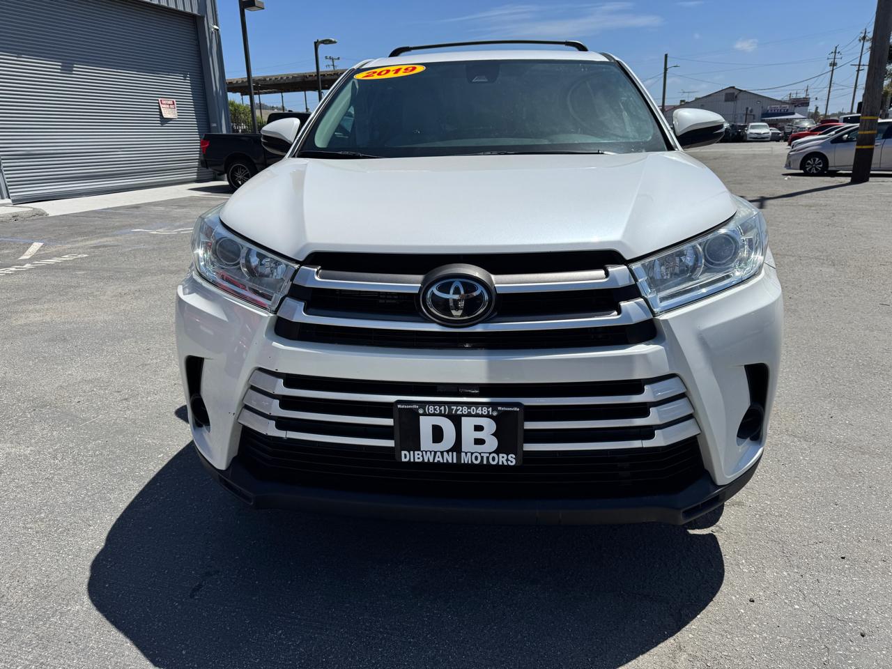 Toyota Highlander LE V6 AWD (Natl) 2019