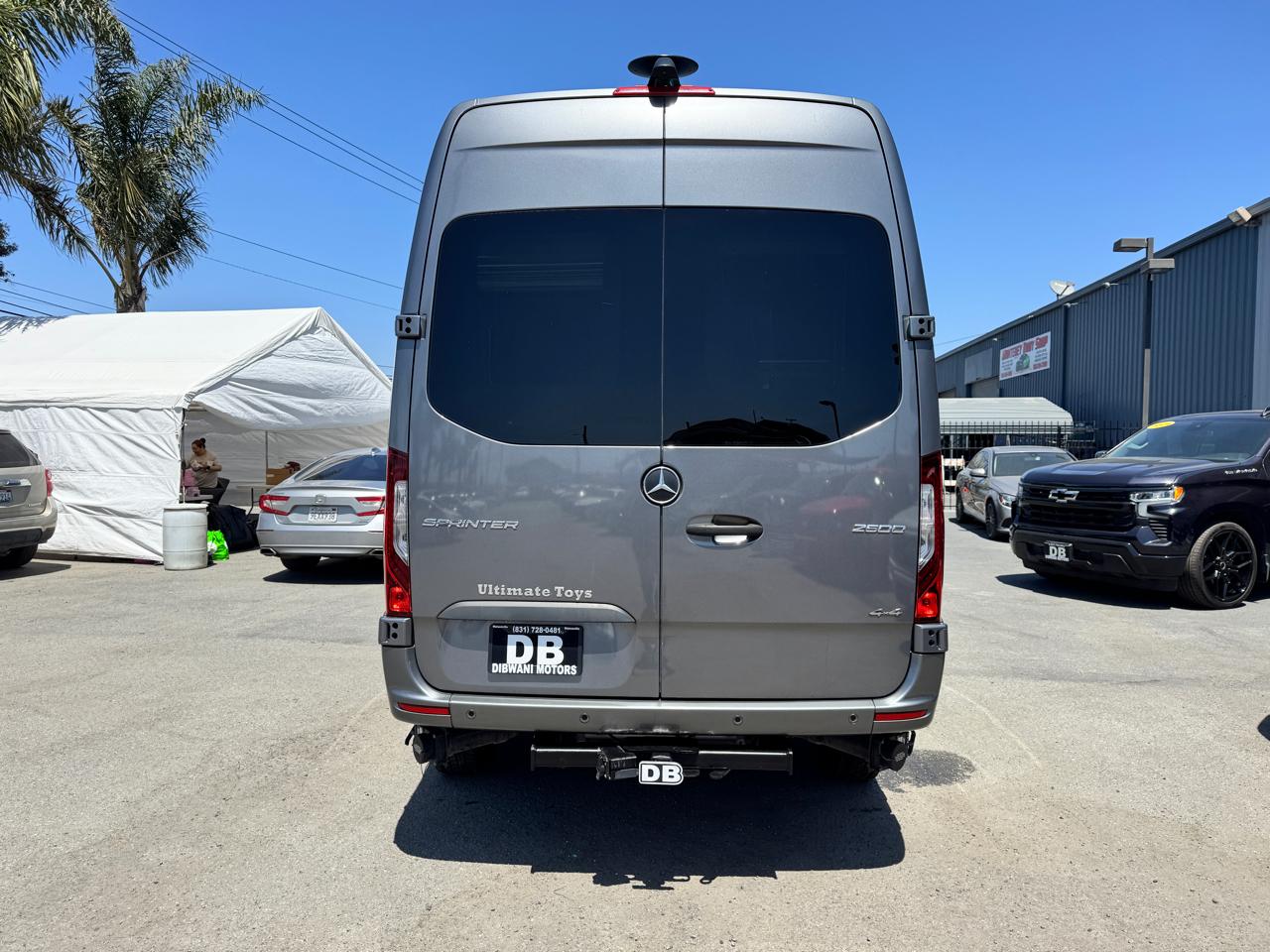 Mercedes-Benz Sprinter Cargo Van 2500 Standard Roof V6 144" 4WD 2020