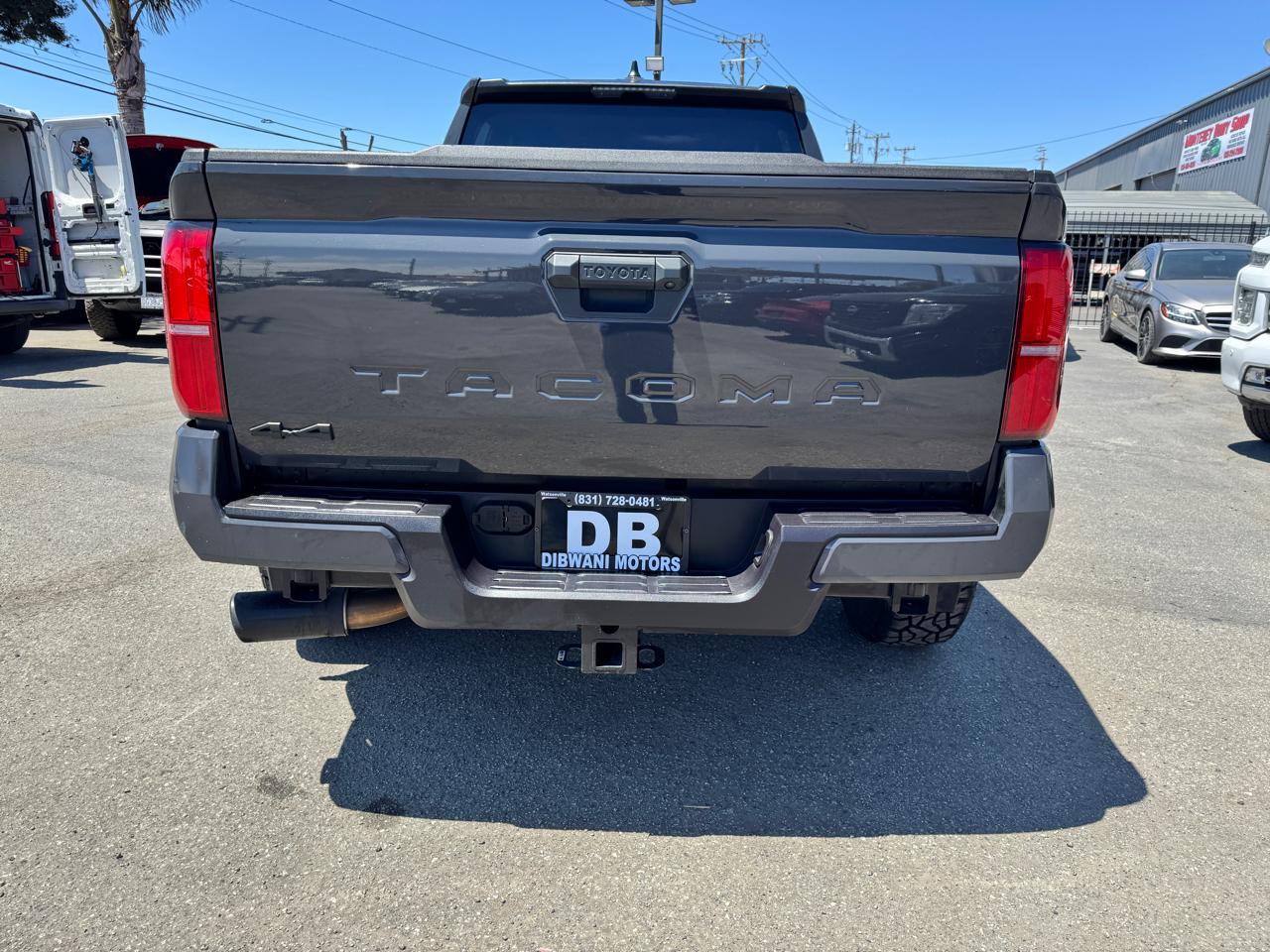 Toyota Tacoma 4WD TRD Off Road Double Cab 5' Bed MT (Natl) 2024