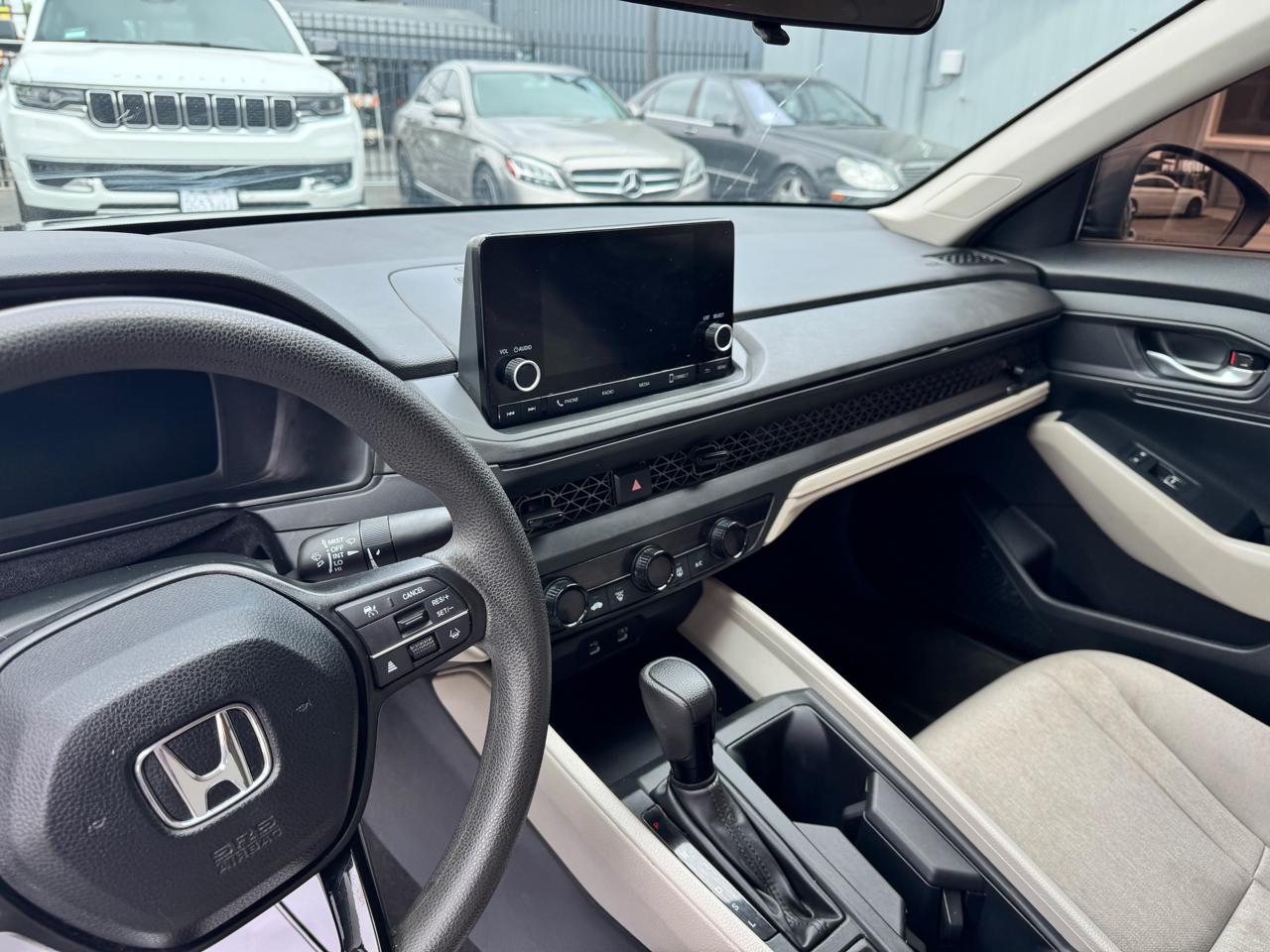 Honda Accord Sedan LX CVT 2024