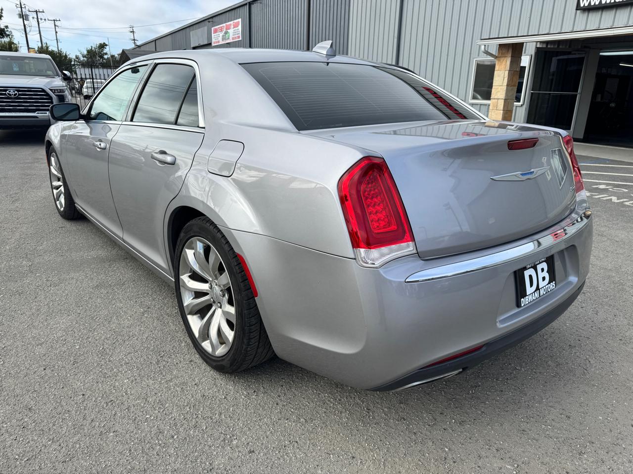 Chrysler 300 Touring L RWD 2018