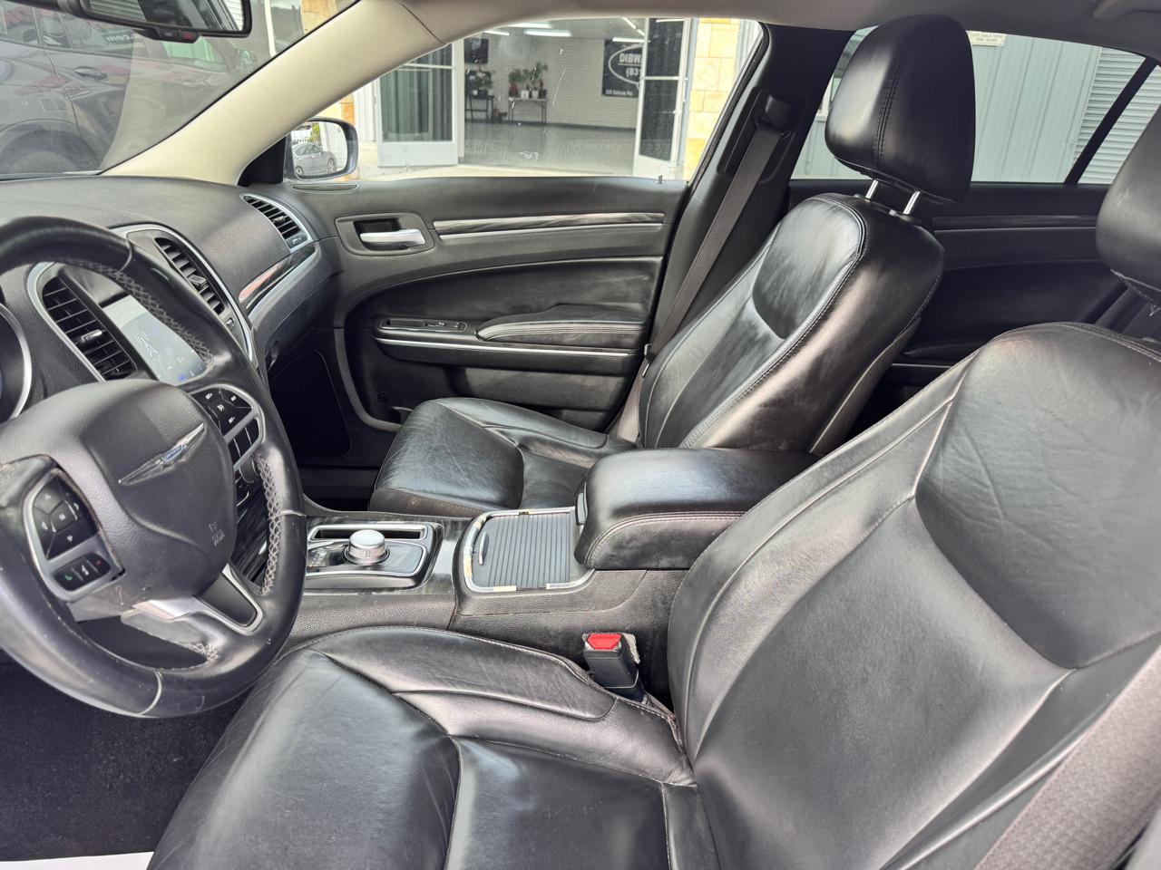 Chrysler 300 Touring L RWD 2018