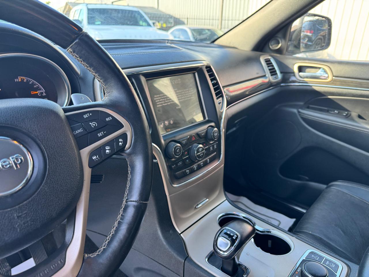 Jeep Grand Cherokee 4WD 4dr Overland 2014
