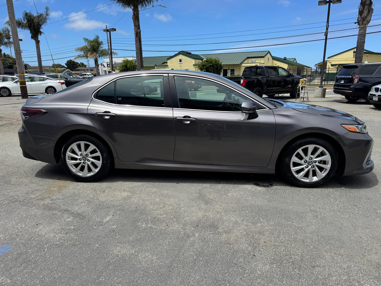 Toyota Camry LE Auto (Natl) 2023