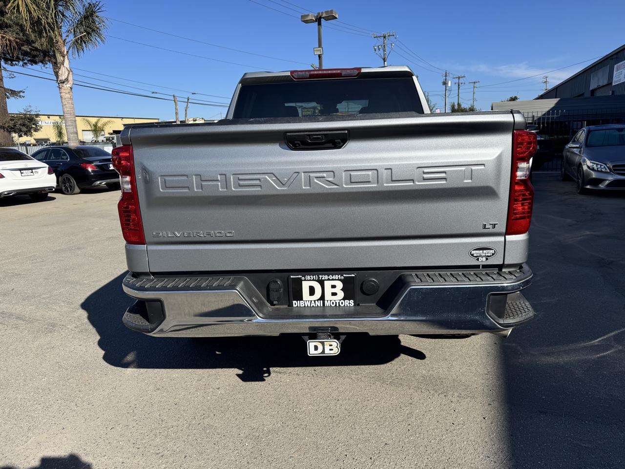Chevrolet Silverado 1500 2WD Crew Cab 147" LT 2025