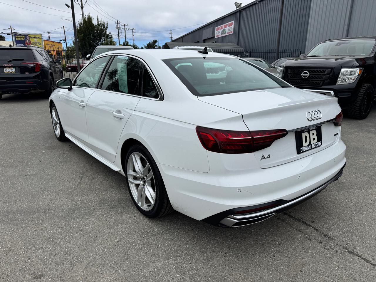 Audi A4 Sedan S line Premium Plus 45 TFSI quattro 2024