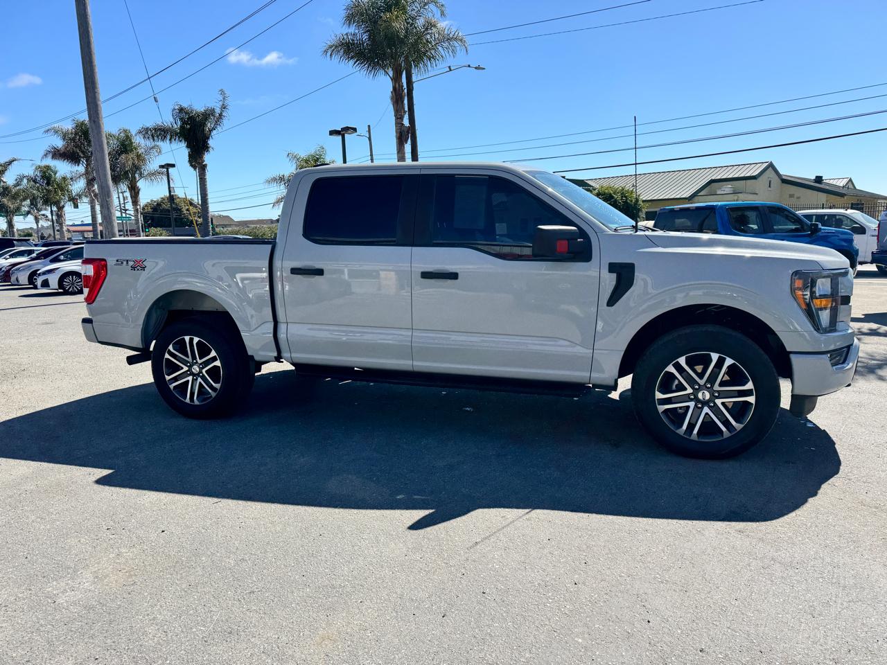 Ford F-150 Lariat 4WD SuperCrew 5.5' Box 2023