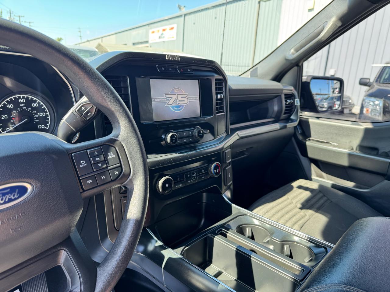 Ford F-150 Lariat 4WD SuperCrew 5.5' Box 2023