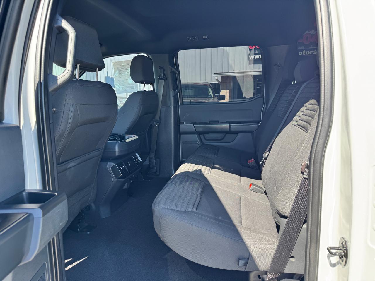 Ford F-150 Lariat 4WD SuperCrew 5.5' Box 2023