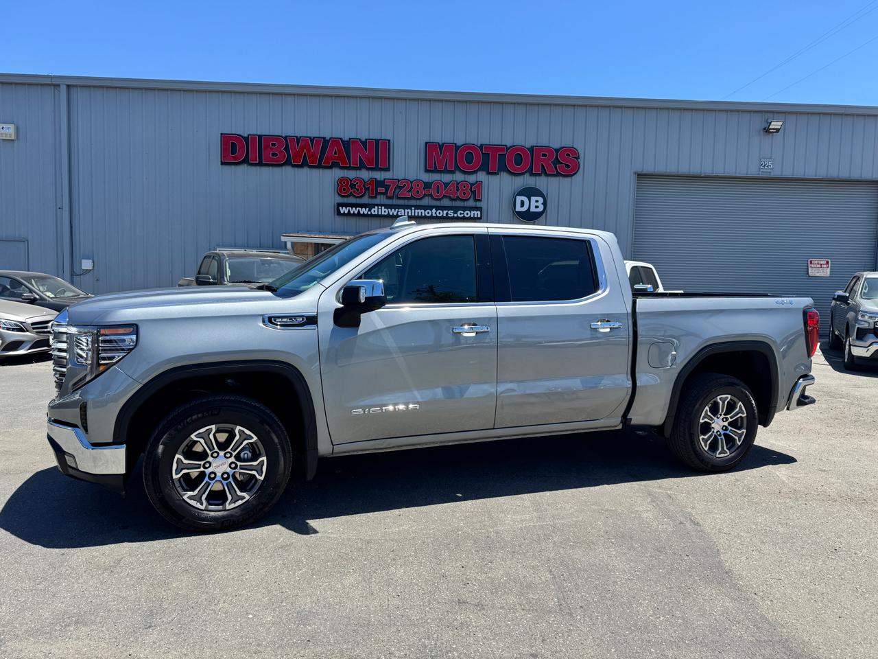 2026 GMC Sierra 1500 4WD Crew Cab 147" SLT