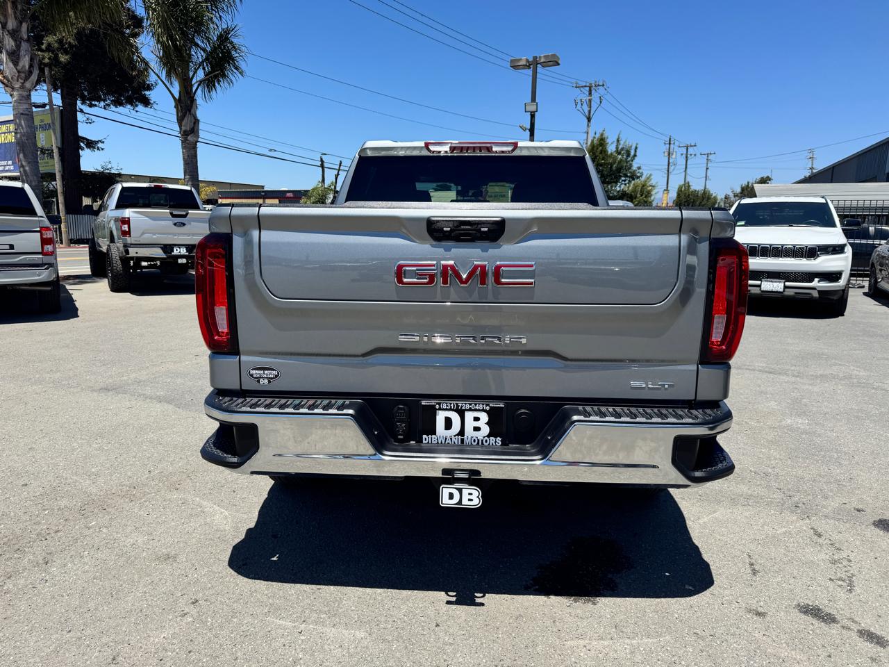 GMC Sierra 1500 4WD Crew Cab 147" SLT 2026