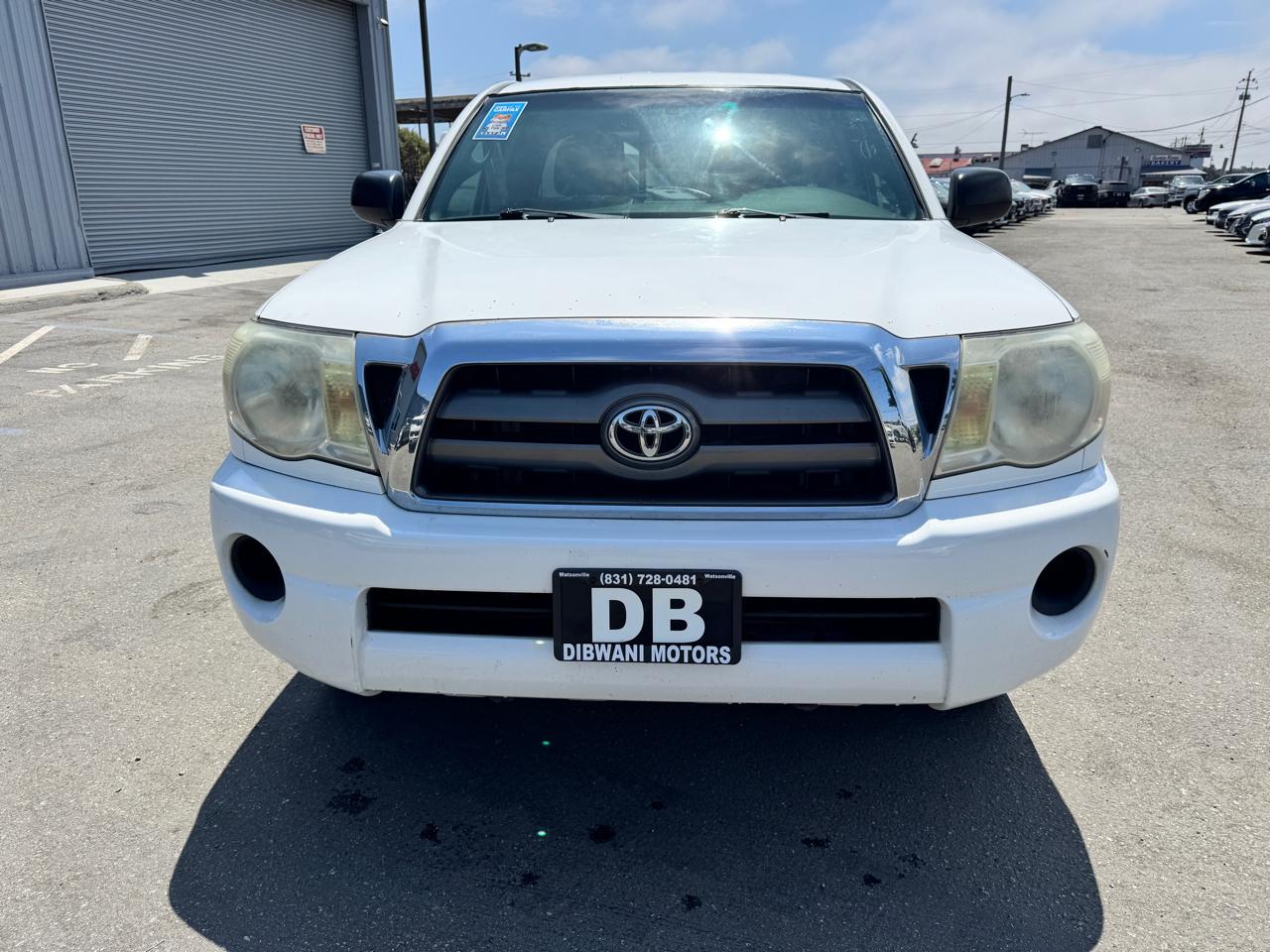 Toyota Tacoma 2WD Access I4 MT (Natl) 2009