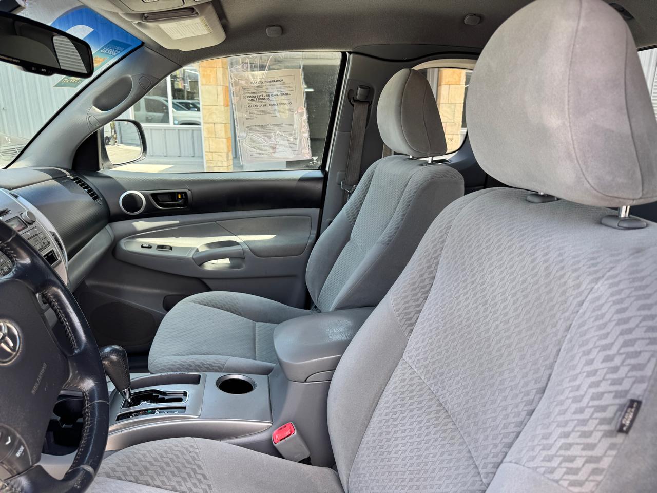 Toyota Tacoma 2WD Access I4 MT (Natl) 2009