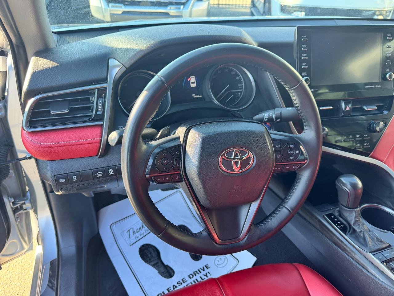 Toyota Camry Hybrid XSE CVT (Natl) 2022