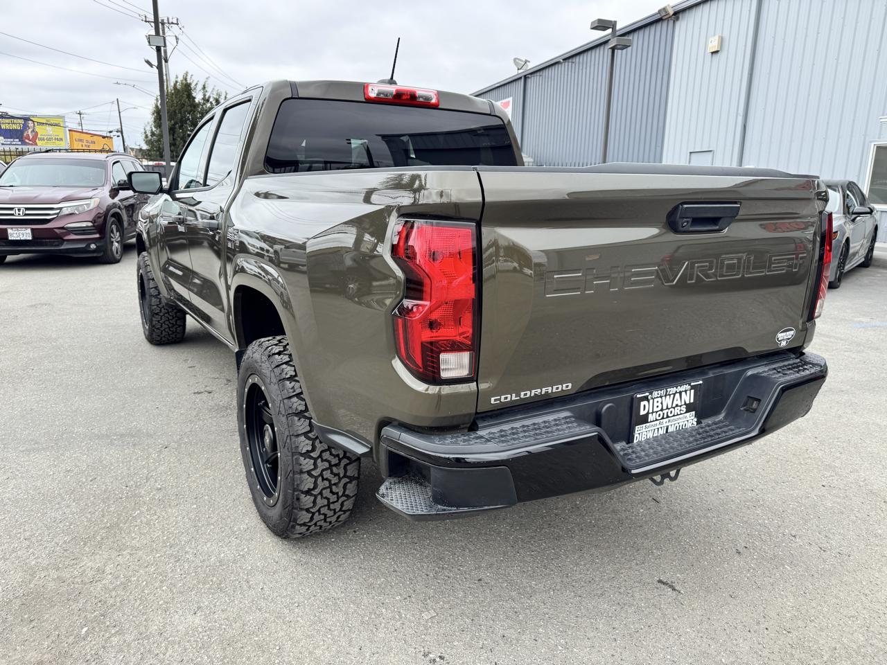 Chevrolet Colorado 2WD Crew Cab WT 2023